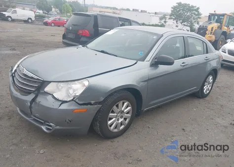 2010 Chrysler Sebring Touring z USA, uszkodzony, nr VIN 1C3CC4FB4AN157608